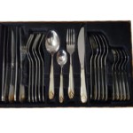24 Piece Cutlery Set